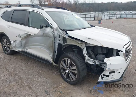 2021 Subaru Ascent Premium из США, поврежденный, VIN 4S4WMAHD8M3445341